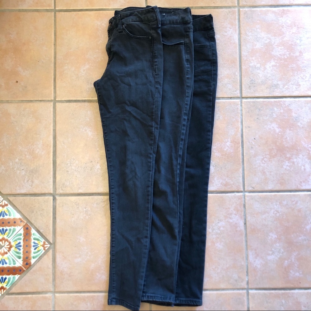 3 Pairs of Faded Black Jeans SZ. 5